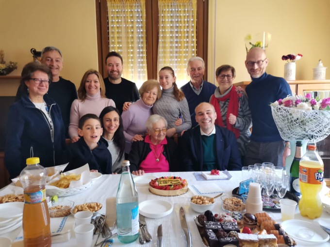 Ha festeggiato 104 anni nonna Peppa, la persona più anziana di Cernusco sul Naviglio