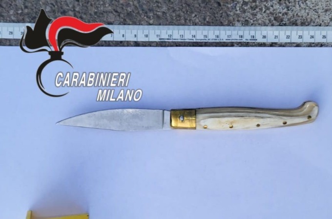 Arrestato per tentato omicidio il 55enne che a Carugate ha accoltellato un altro automobilista per una precedenza