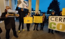 Un flash mob in Consiglio comunale per il trasporto dei residenti di cascina San Maurizio