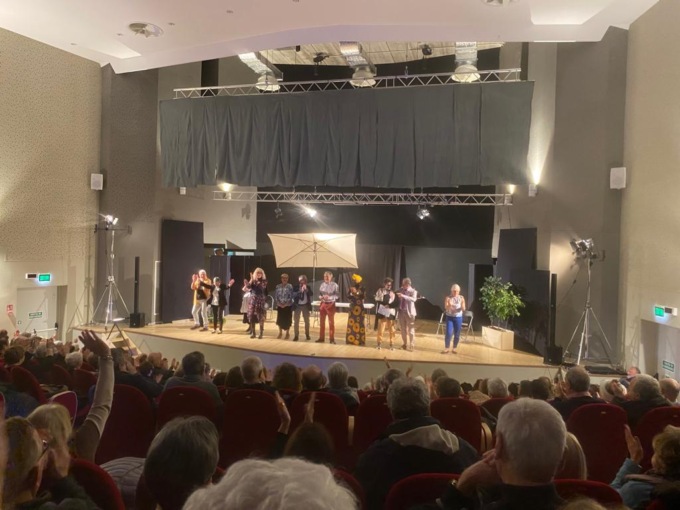 Uno spettacolo solidale promosso da Libriamoci di Bussero