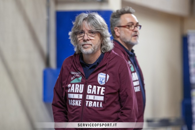 Cambio in panchina per il Basket Carugate, si è dimesso l’allenatore Colombo