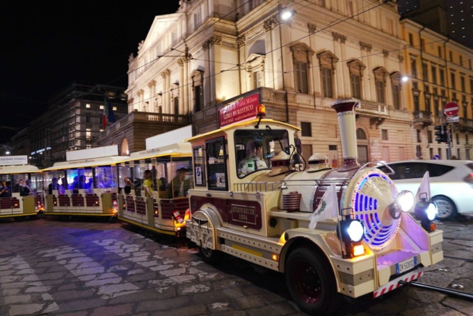In carrozza: sul Trenino di Milano alla scoperta della metropoli