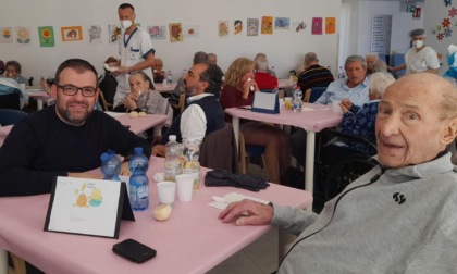 Rodano, Pasqua in arrivo nella Rsa: il salone si trasforma in un ristorante