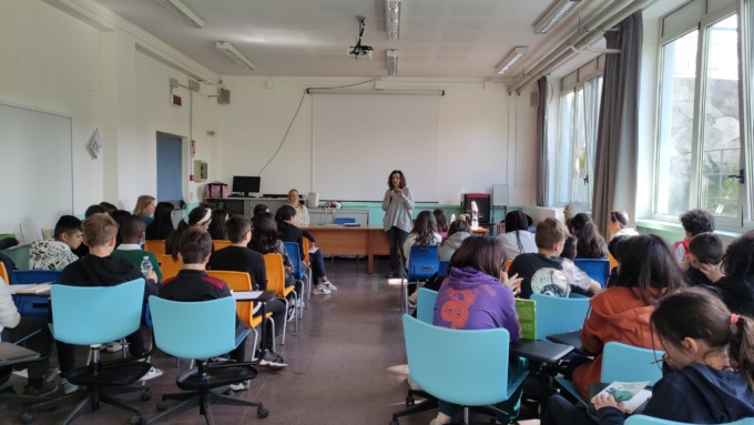 Gli studenti del Montalcini di Gorgonzola incontrano due scrittrici