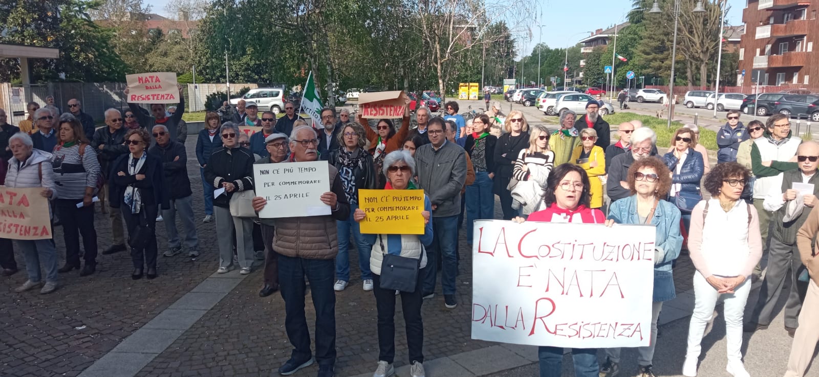 cassina de pecchi protesta alle celebrazioni del 25 aprile