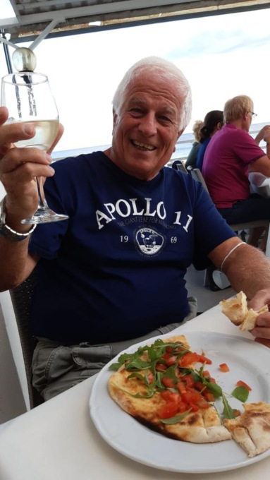 Cernusco sul Naviglio piange Lucio Assi, politico, supervolontario e cuoco dell’oratorio