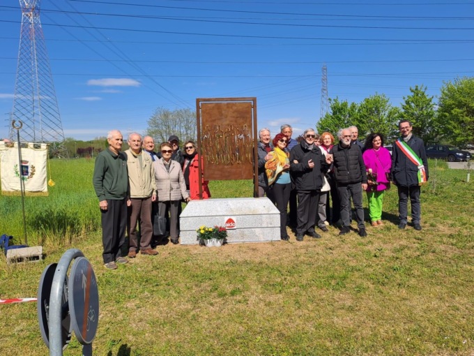 monumento aido brugherio