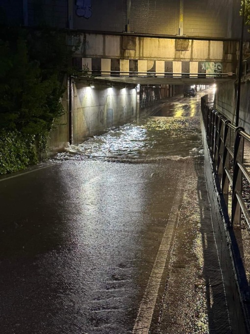 Il maltempo fa danni a Melzo: sottopasso allagato e acqua nelle strutture pubbliche