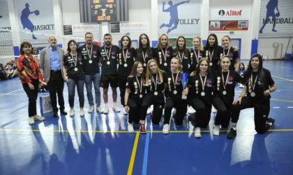 Diavoli rosa "in rosa" sconfitti nella finale di Coppa under 14, vincenti con l'Under 16