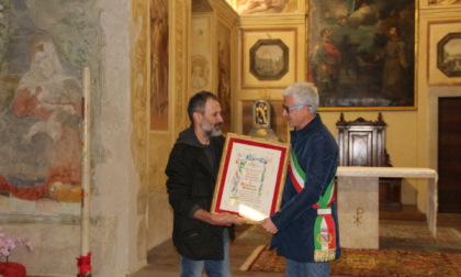 Assegnato all'artista Pietro Panza il premio San Vittore