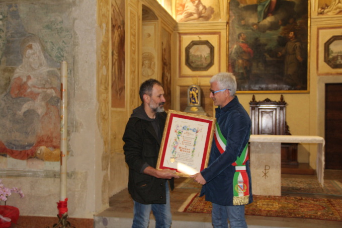 Assegnato all’artista Pietro Panza il premio San Vittore
