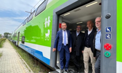 Nuovo treno Caravaggio per la tratta Milano-Bergamo: "Entro il 2025 dismetteremo i vecchi convogli"
