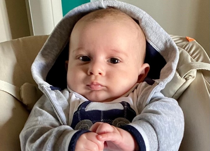 Il piccolo Lorenzo vinto da una malattia rara a soli 5 mesi: “Hai lottato fino all’ultimo”