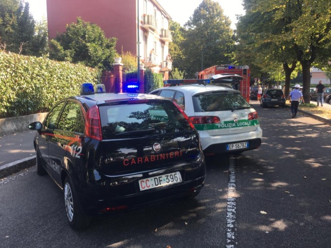 Pattuglioni con Polizia Locale e Carabinieri a Cologno Monzese: ubriachi alla guida, schiamazzi e marmitte rumorose