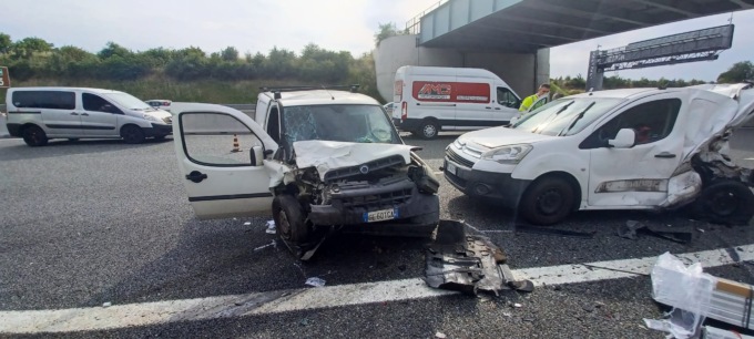 Gravissimo incidente sulla Teem tra Gessate e Pessano: elisoccorso sul posto