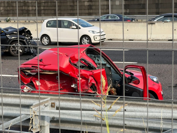 Spaventoso scontro in Autostrada A4. Sono intervenuti due elicotteri di soccorso