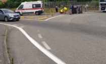 Auto ribaltata a Capriate, ferita una donna