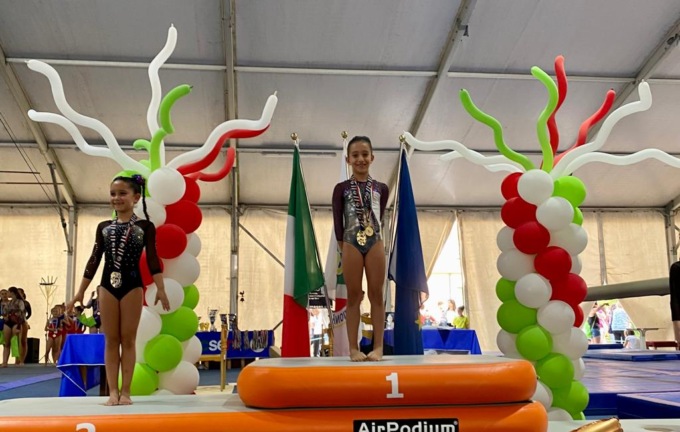 La Ginnastica artistica di Cassina de’ Pecchi torna da Cesenatico con un bottino di coppe e medaglie