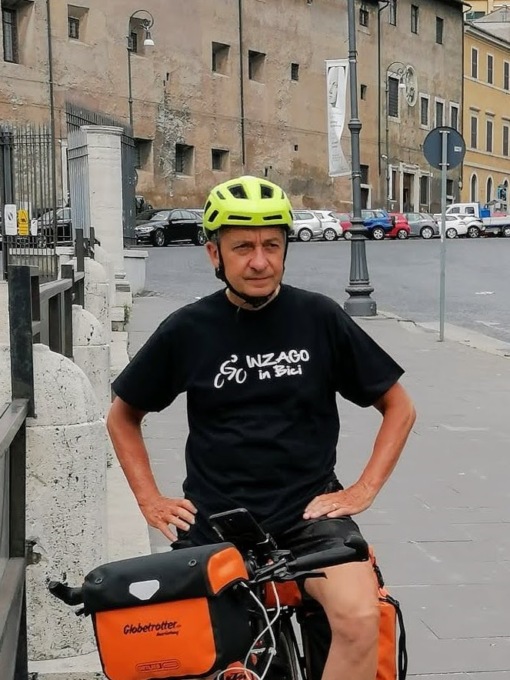 Ex assessore di Inzago in bicicletta fino a Parigi per sostenere la Terapia intensiva neonatale
