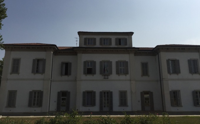 In aula a Cernusco la riduzione della fascia di rispetto di un’azienda che si occupa di rifiuti. Preoccupazione a Pioltello