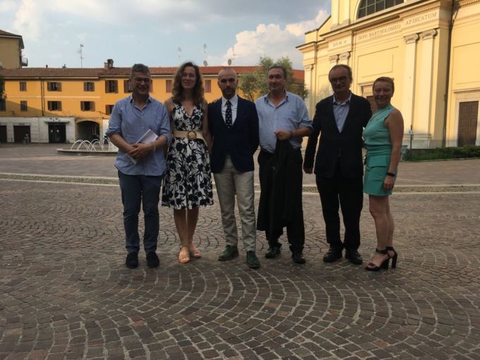 Addio all’area pedonale in centro a Brugherio: “Varco elettronico acceso solo sabato pomeriggio e la domenica”