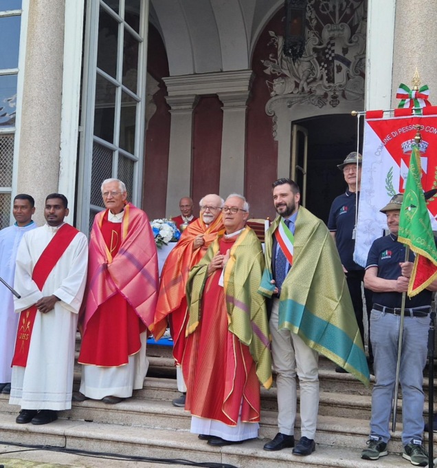 Due sacerdoti hanno festeggiato il “compleanno” a Pessano