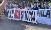 I cittadini di Segrate a Milano contro la soppressione della Linea 73