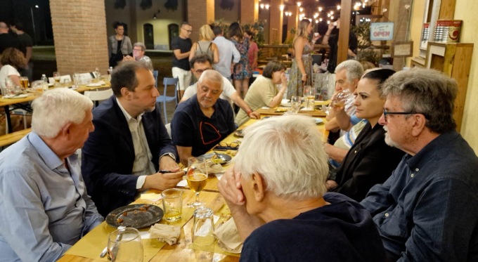 Al giropizza solidale di Cassina de’ Pecchi per i cani del canile arriva anche l’assessore regionale