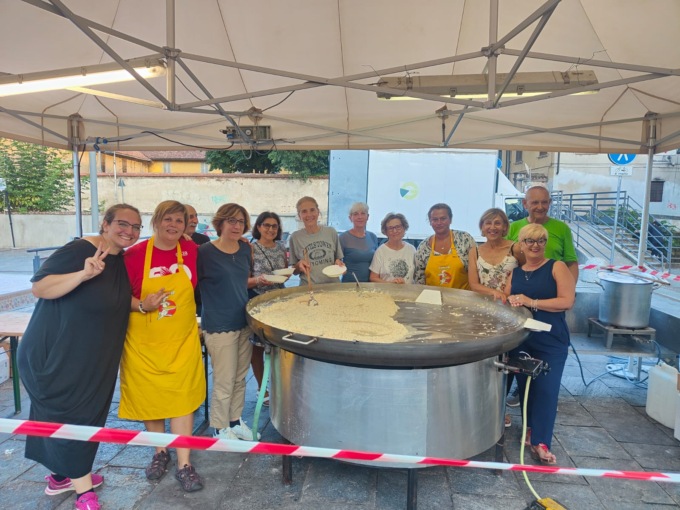 Una festa per salutare Gorgonzola, tutto offerto dalla sindaca