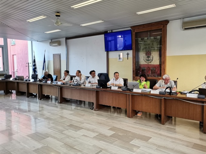 Il consigliere ribelle attacca la sindaca di Cassina de’ Pecchi sui campi affittati “abusivamente”