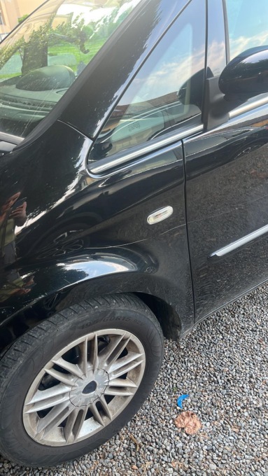 Auto rigate nei parcheggi di Truccazzano, residenti imbufaliti