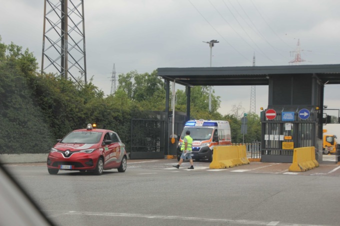 Incidente sul lavoro a Pioltello: operaio travolto dai pallet