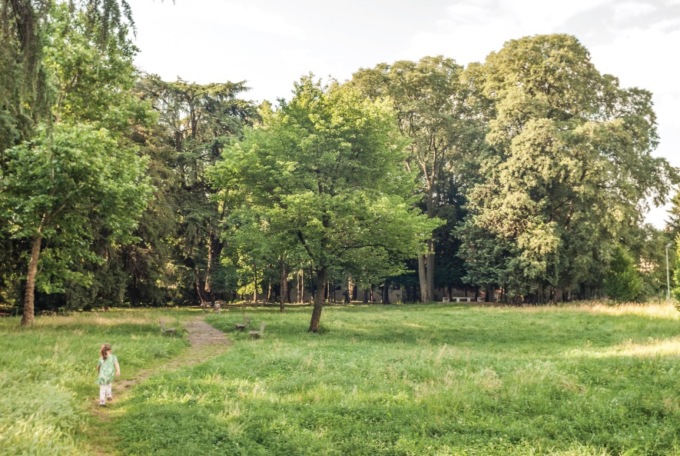 Il Parco di Villa Fiorita a Brugherio riapre, ma non fino alle 23 come era stato promesso