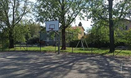 Un nuovo look per il campo da basket di via Lodi a Gorgonzola