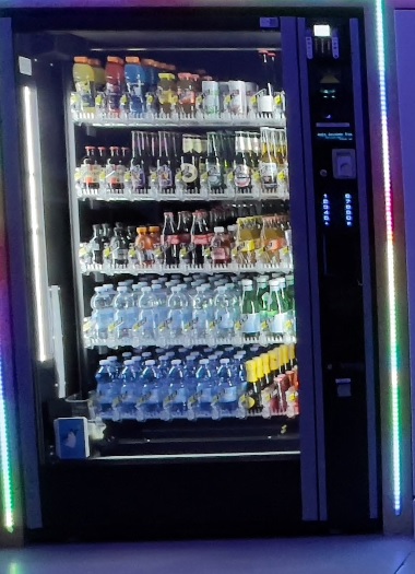 Trezzo, giro di vite per i distributore automatici attivi fuori orario