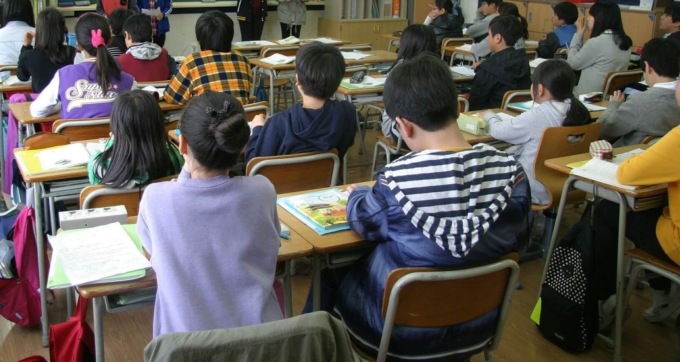 Calo degli studenti e aule vuote: le scuole che potrebbero essere chiuse