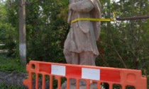 Individuato il camionista che ha travolto la statua sul ponte a Cassano