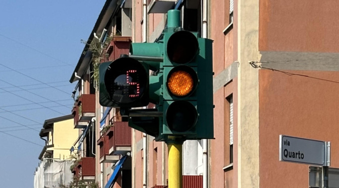 Dimezzate le sanzioni per il rosso ai “semafori delle multe” di Brugherio