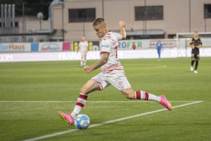 Daniele Casiraghi in campo in Serie B