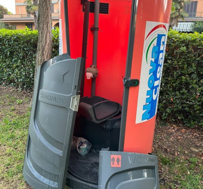 Vandali rovinano la festa patronale di Bellinzago lombardo
