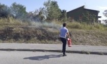 Trezzo, principio di incendio in via Mazzini: lo spengono gli agenti della Polizia Locale