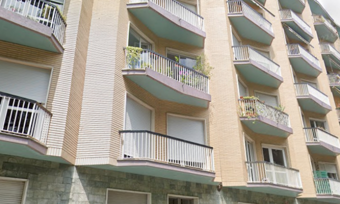 Incendio in abitazione muore una 90enne, ustionato il figlio che ha cercato di soccorrerla