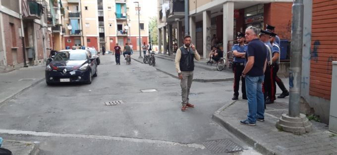Brumotti di Striscia la Notizia di nuovo in piazza Garibaldi a Pioltello