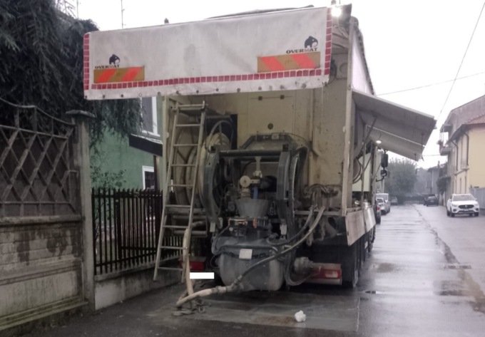 Cantiere abusivo a Brugherio, scattano multa e sospensione dei lavori