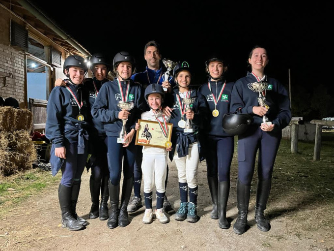 Equitazione, una trezzese campionessa italiana di country derby