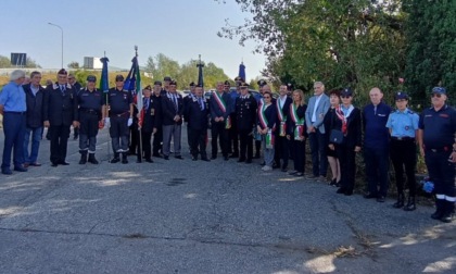 Un picchetto d'onore per ricordare la strage di Liscate: dopo 44 anni una ferita ancora aperta