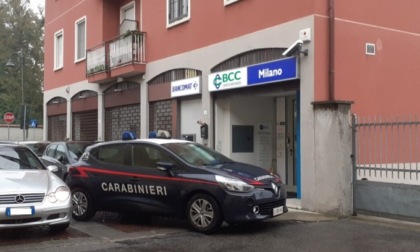 Rapina in banca a Pozzuolo, i malviventi fuggono col bottino