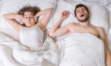 Disturbi del sonno e di deglutizione: cause, diagnosi e terapie