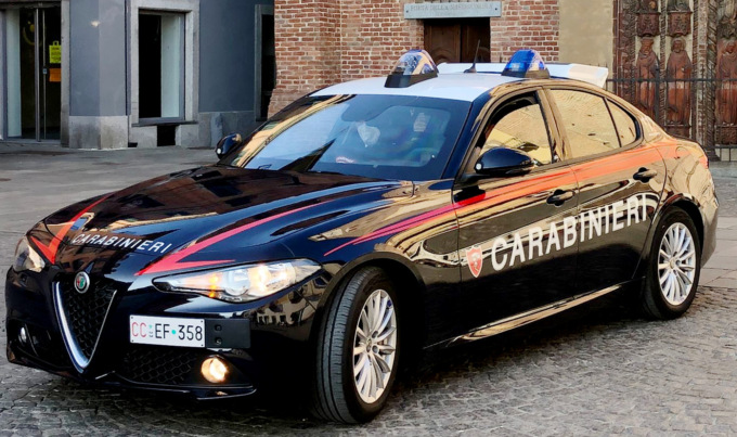Inseguimento a folle velocità per la Martesana, Mercedes sfonda il casello e scappa lungo la Teem