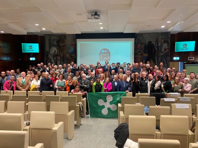 Regione Lombardia premia 54 attività storiche bergamasche